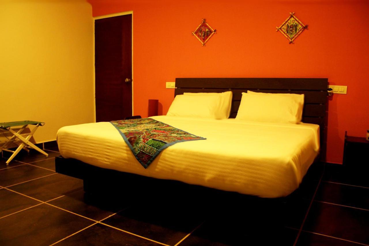 Rockville Hotel Szultán Bathery Kültér fotó